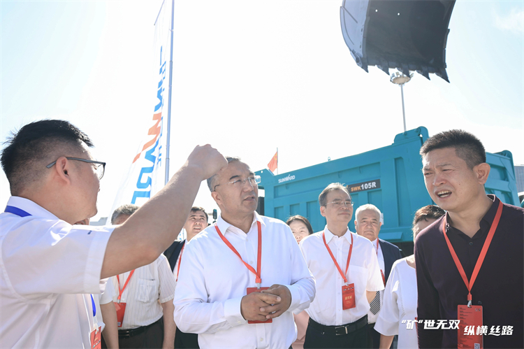 “矿”世无双,纵横丝路!UED在线官网网页版(中国)唯一官方网站智能亮相第十三届新疆国际矿业与装备博览会