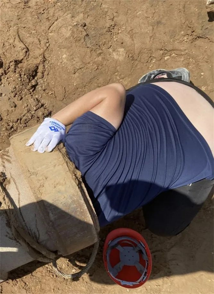 热情似火,服务加码!UED在线官网网页版(中国)唯一官方网站智能基础装备服务万里行为您保驾护航