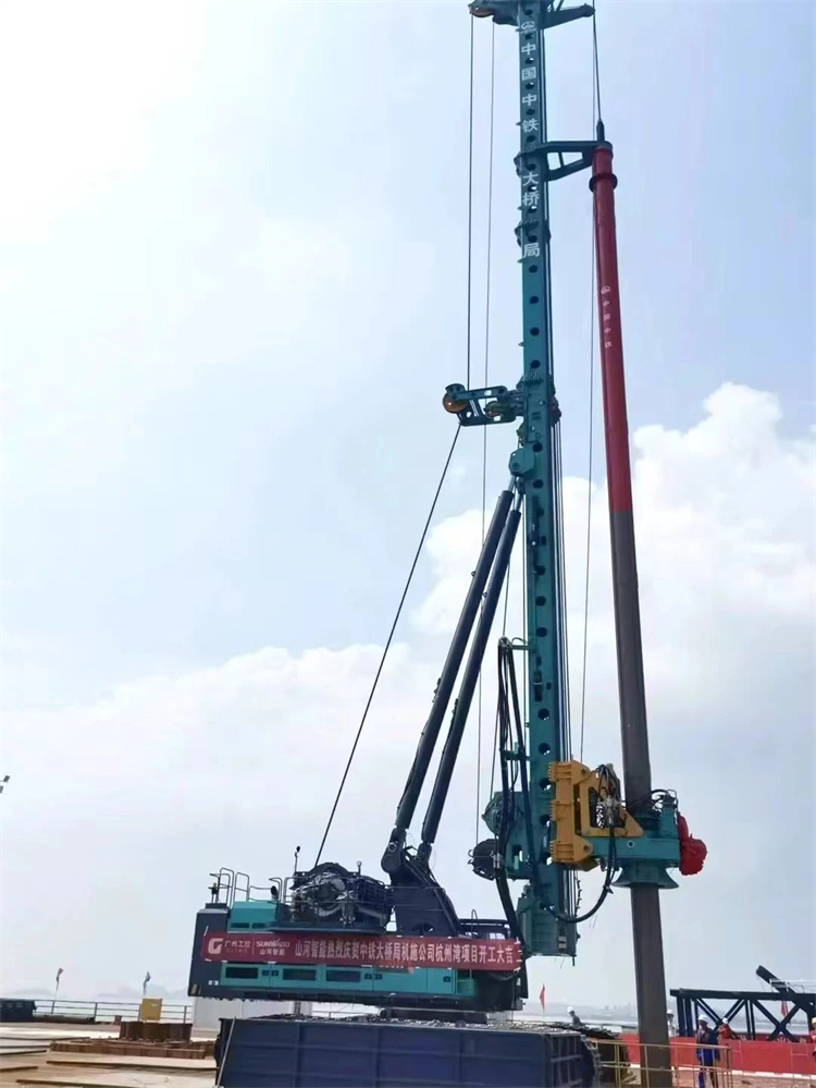 再战世界级工程!UED在线官网网页版(中国)唯一官方网站智能超级旋挖钻机SWDM800H助建杭州湾跨海铁路桥项目