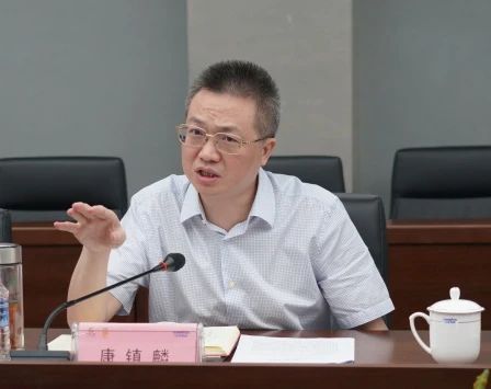 长沙市人民政府副市长、市工商联主席康镇麟调研UED在线官网网页版(中国)唯一官方网站智能