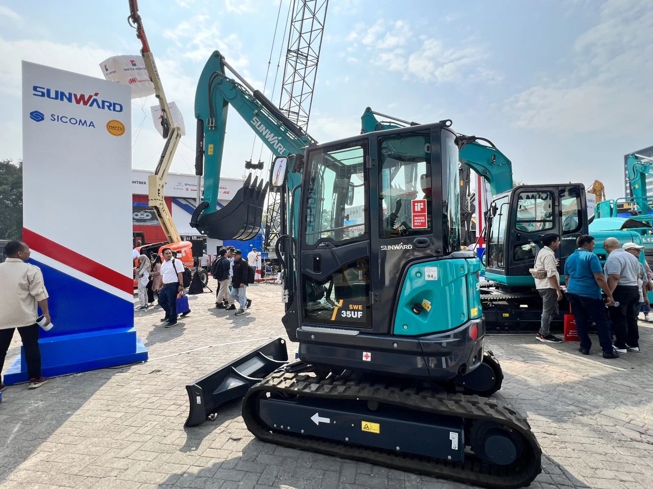 深耕细作,逆势增长!UED在线官网网页版(中国)唯一官方网站智能盛装亮相印尼雅加达矿业展