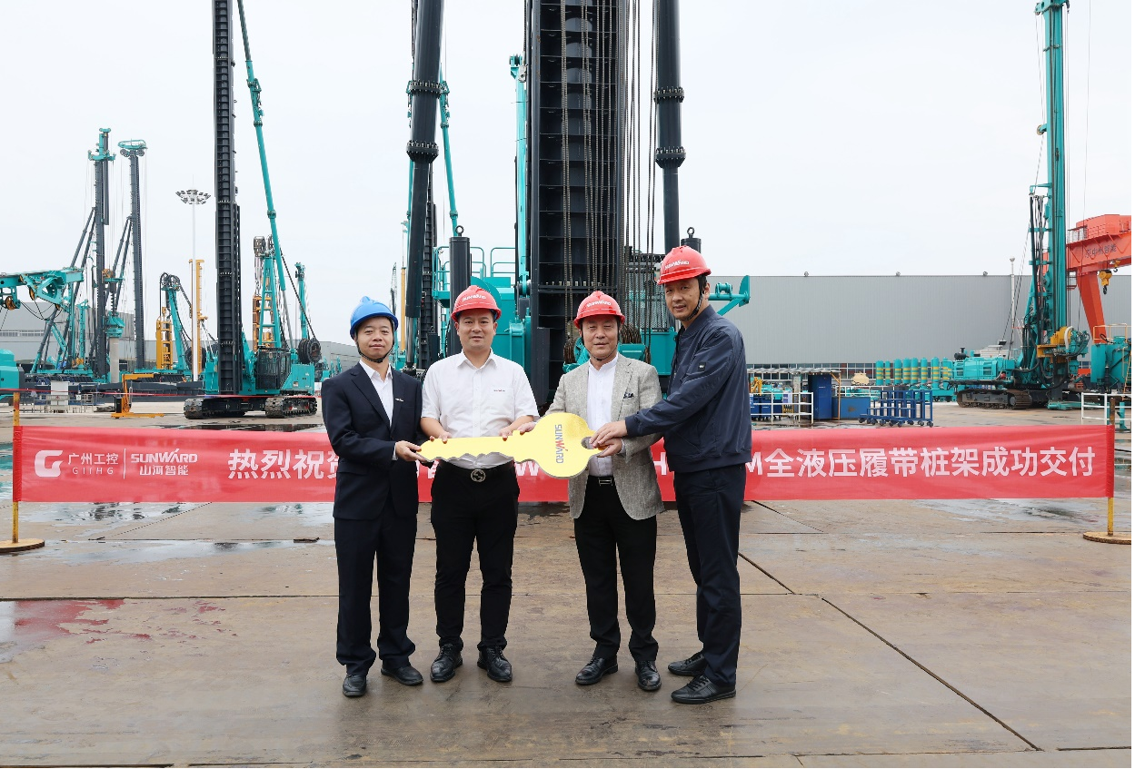 民族品牌获认可!UED在线官网网页版(中国)唯一官方网站智能桩架产品交付香港客户