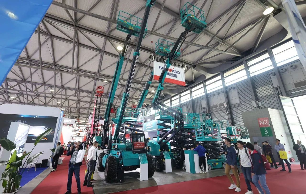 精品出击，闪耀魔都！UED在线官网网页版(中国)唯一官方网站智能全系列高空机械亮相2023亚洲国际高空展