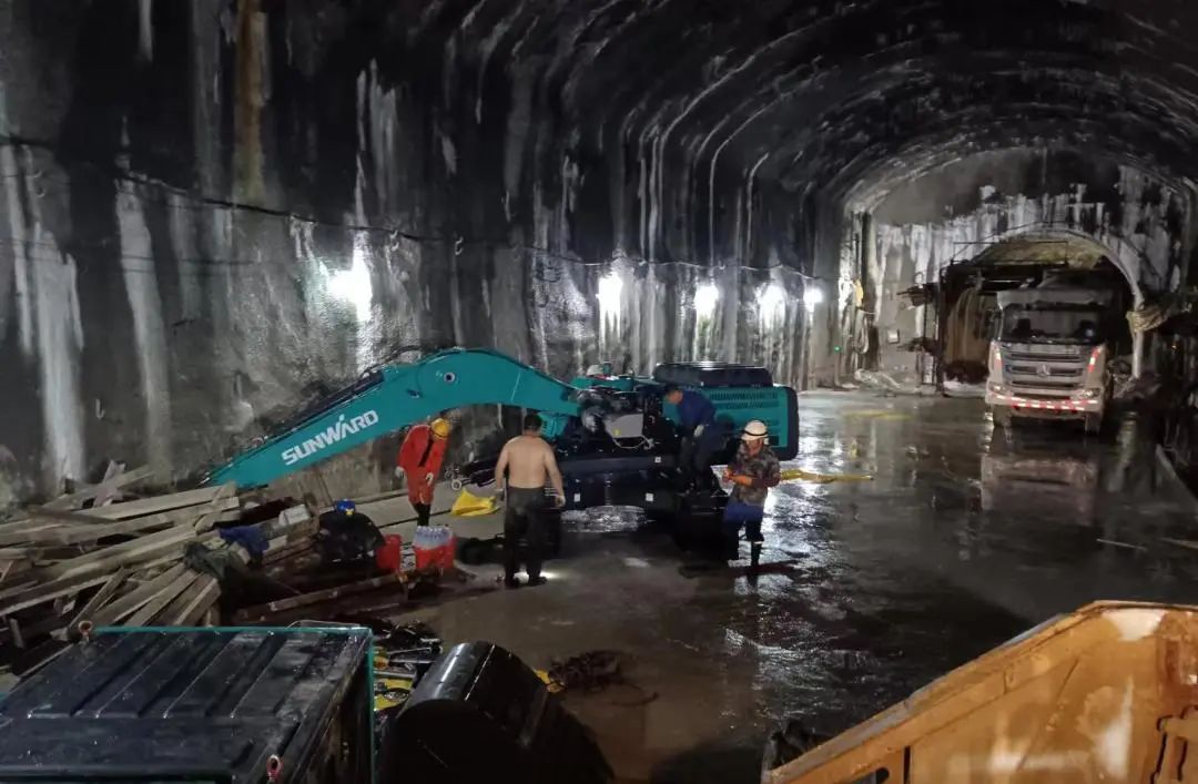 UED在线官网网页版(中国)唯一官方网站智能售后服务:全力以赴,赋予机器生命与活力