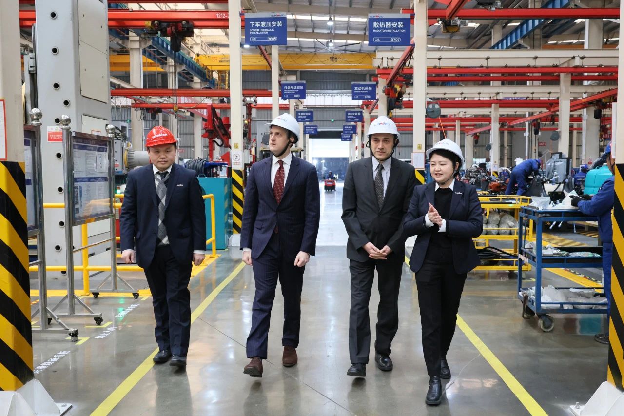 加拿大驻广州总领事贝加德到访UED在线官网网页版(中国)唯一官方网站智能