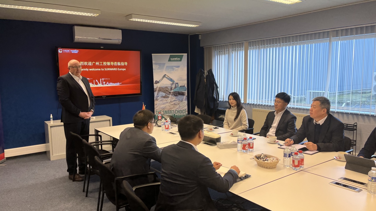 广州工控党委书记、董事长景广军率队赴UED在线官网网页版(中国)唯一官方网站智能欧洲子公司考察