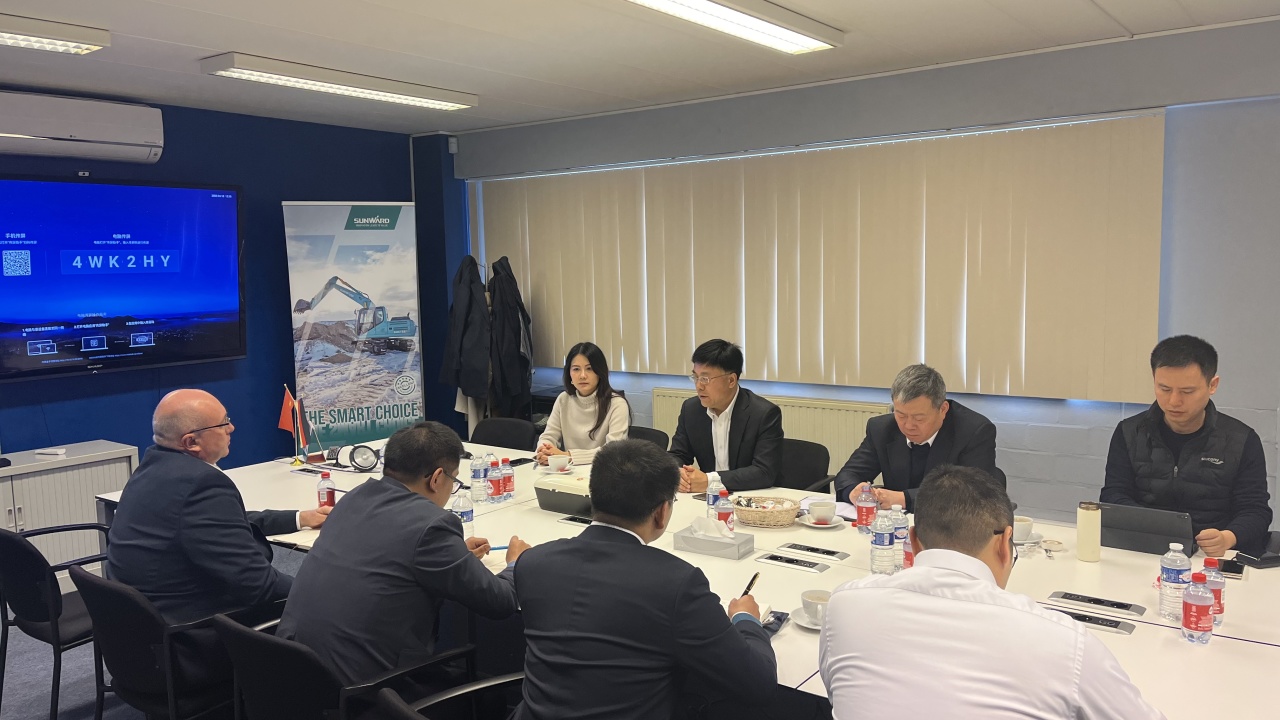 广州工控党委书记、董事长景广军率队赴UED在线官网网页版(中国)唯一官方网站智能欧洲子公司考察