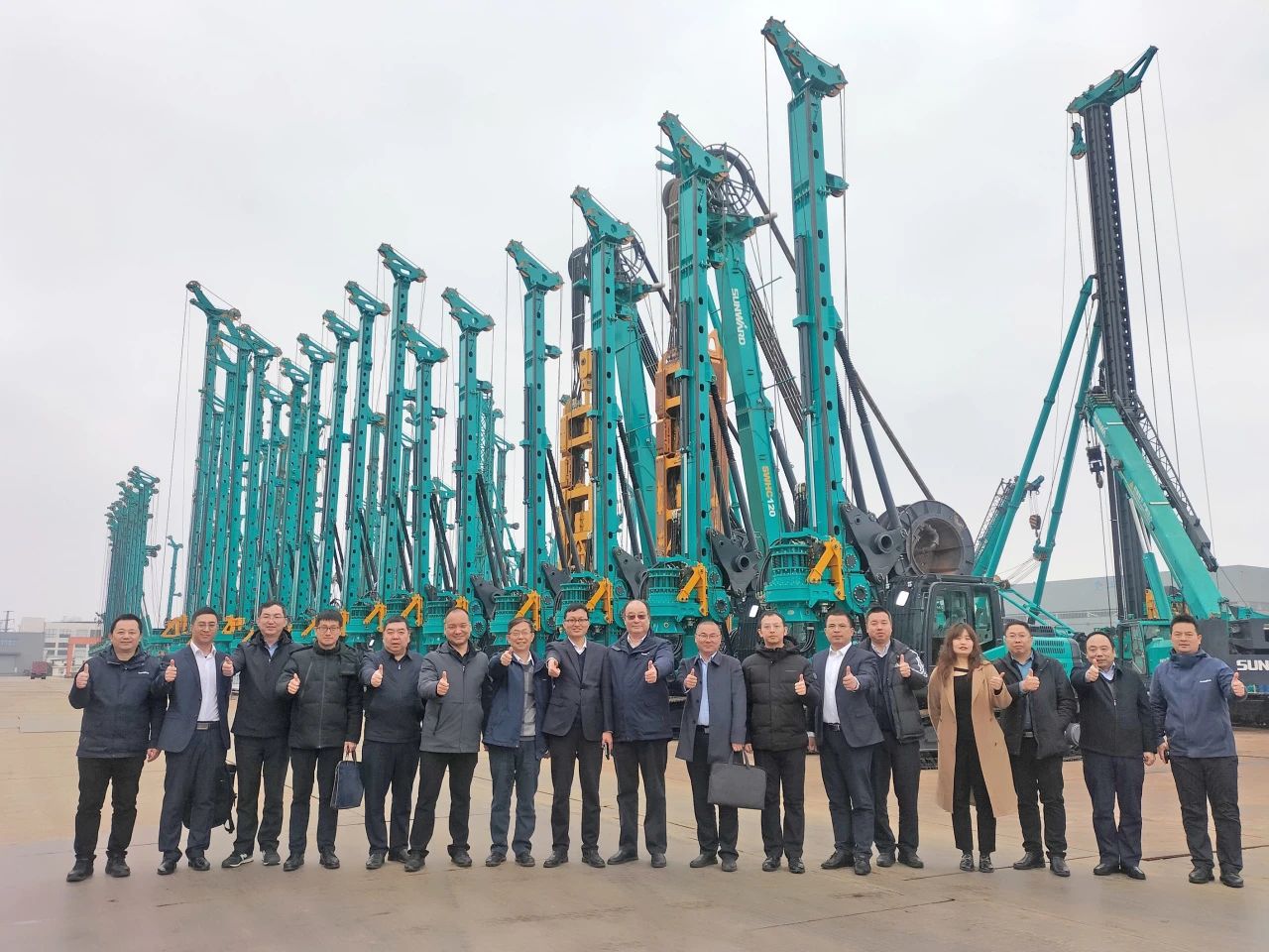 加强全方位合作!中铁二十局到访UED在线官网网页版(中国)唯一官方网站智能