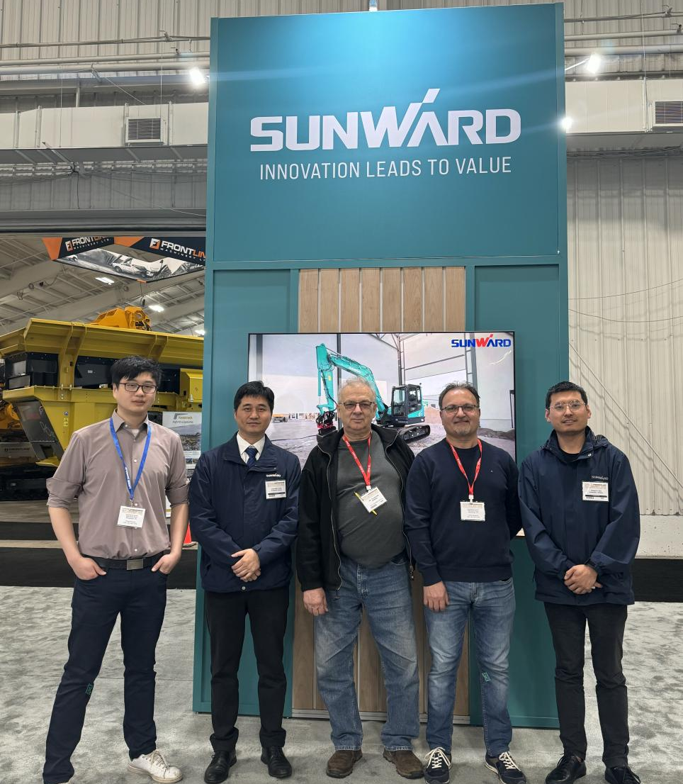 UED在线官网网页版(中国)唯一官方网站智能亮相加拿大最大重型UED在线官网网页版(中国)唯一官方网站展