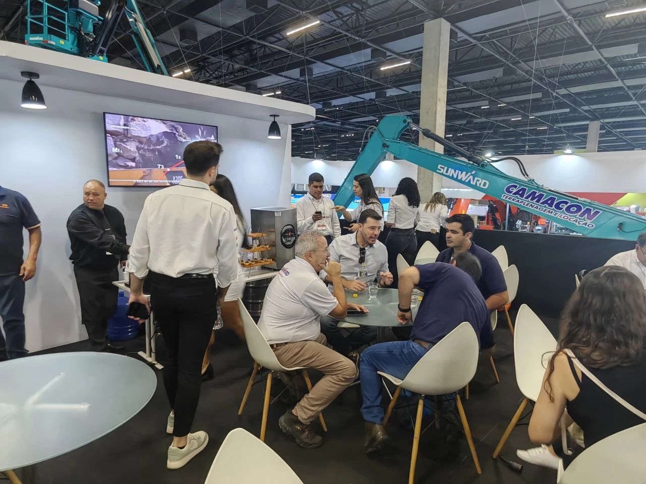 展出UED在线官网网页版(中国)唯一官方网站销售一空!UED在线官网网页版(中国)唯一官方网站智能亮相2024巴西矿业展览会!