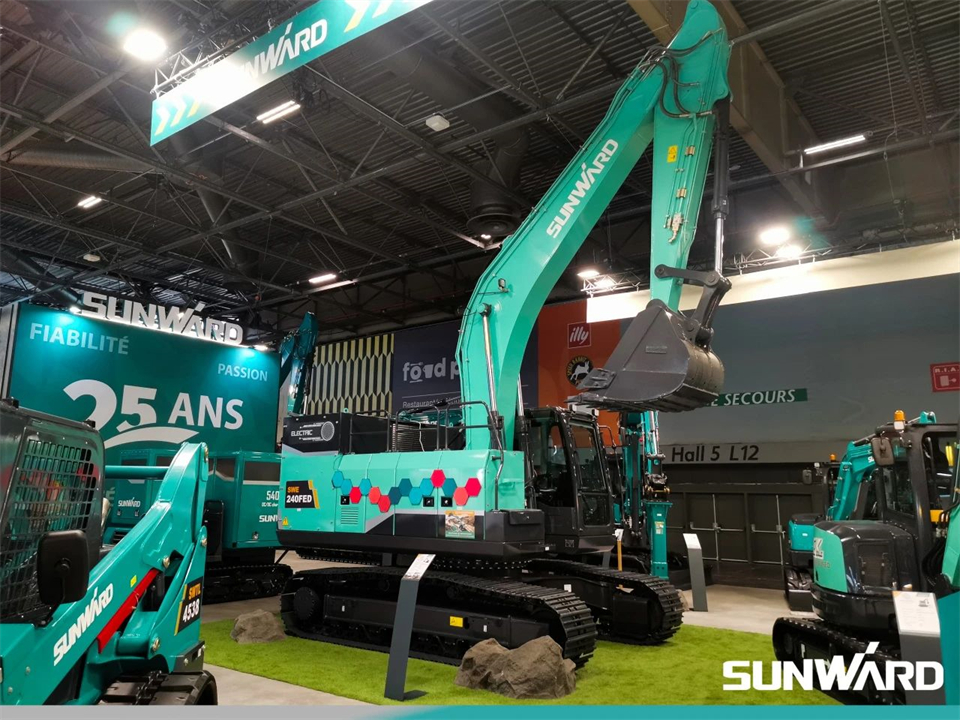 UED在线官网网页版(中国)唯一官方网站智能携创新成果亮相2024年法国巴黎工程机械展