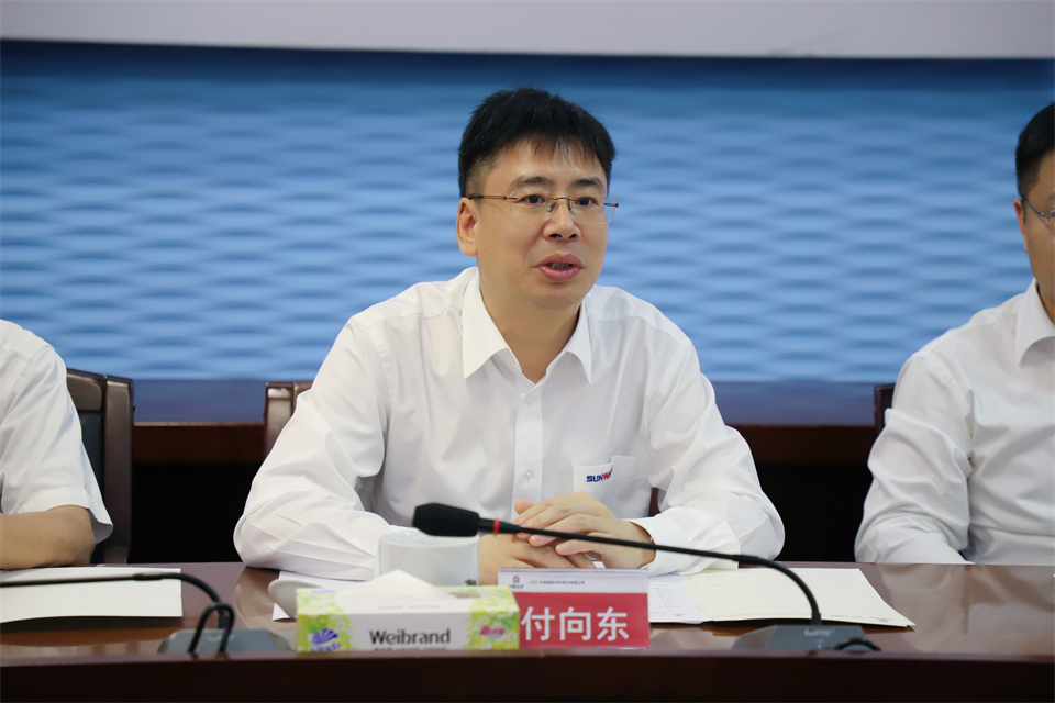 “双向奔赴 合作共赢”UED在线官网网页版(中国)唯一官方网站智能与中钨高新签订战略合作协议