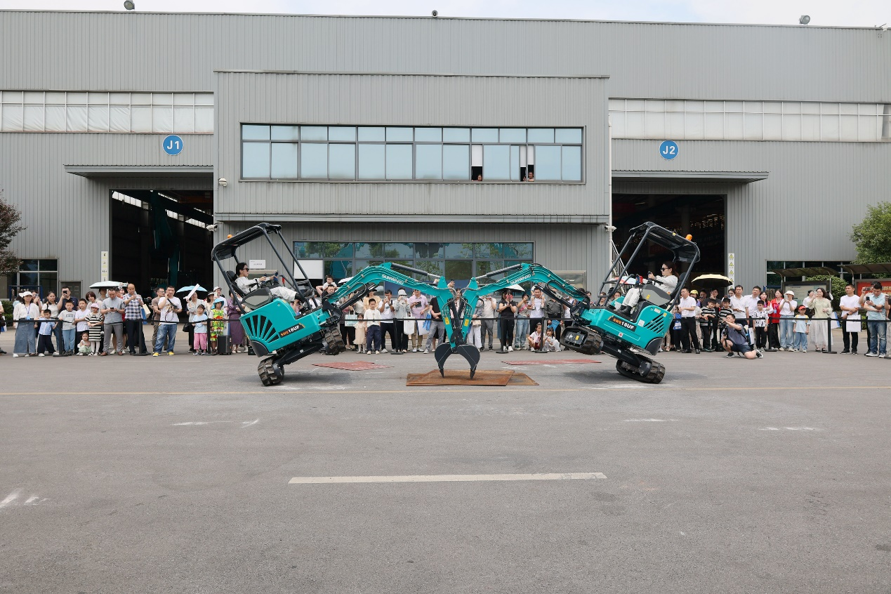 UED在线官网网页版(中国)唯一官方网站智能助力2024长沙市工业旅游嘉年华活动