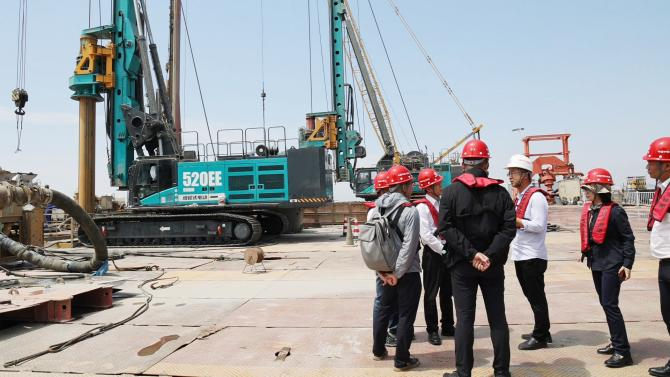 先导式创新，再推电动新品！UED在线官网网页版(中国)唯一官方网站智能SWDM520EE增程式旋挖钻机推介会成功举办