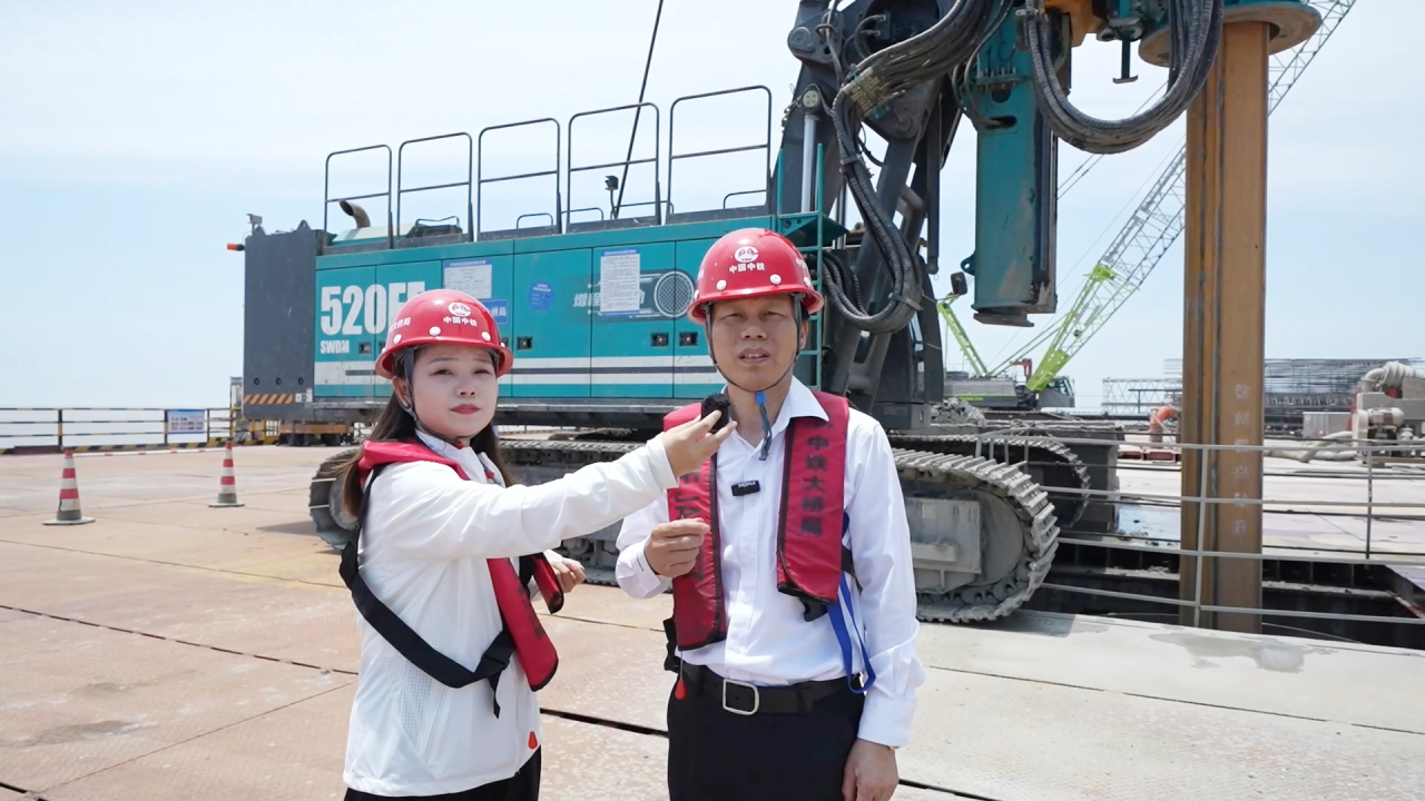 先导式创新，再推电动新品！UED在线官网网页版(中国)唯一官方网站智能SWDM520EE增程式旋挖钻机推介会成功举办