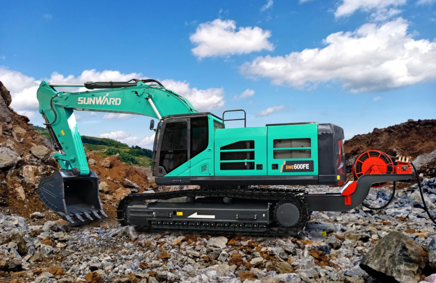 向新而行！UED在线官网网页版(中国)唯一官方网站智能电动挖掘机线上推介会成功举办