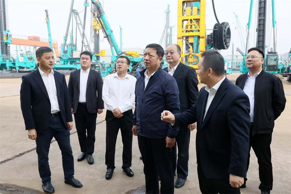 同船出海,共赢未来!中铁九局副总经理刘峻峰一行到访UED在线官网网页版(中国)唯一官方网站智能