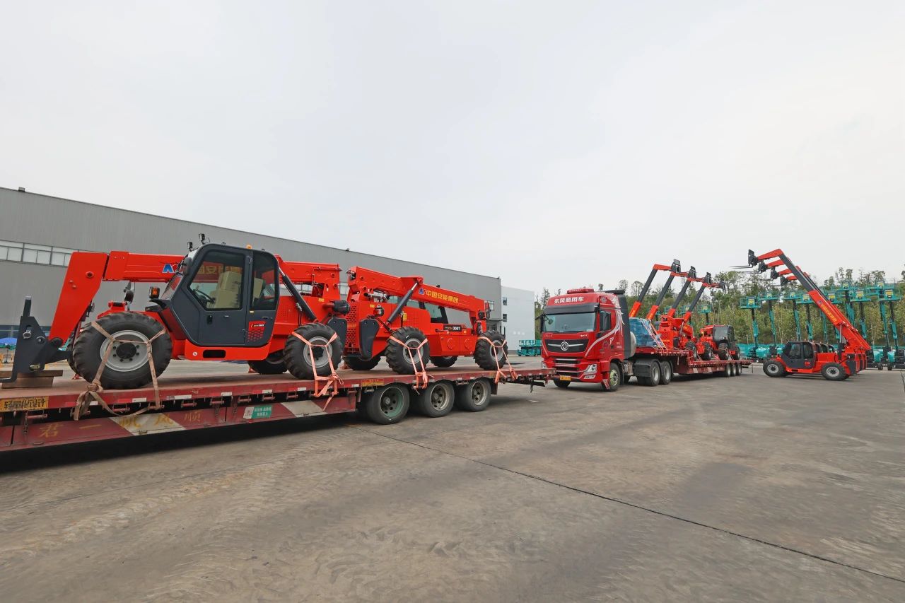 应运而生，“急”速响应！UED在线官网网页版(中国)唯一官方网站智能伸缩臂叉装车进军应急救援领域