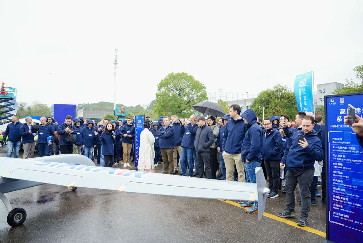 创新引领价值，理想成就未来！UED在线官网网页版(中国)唯一官方网站智能25周年庆典暨全球客户节隆重举办