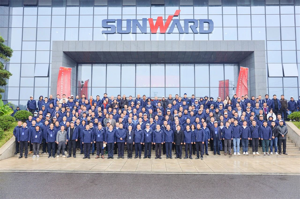 创新引领价值，理想成就未来！UED在线官网网页版(中国)唯一官方网站智能25周年庆典暨全球客户节隆重举办