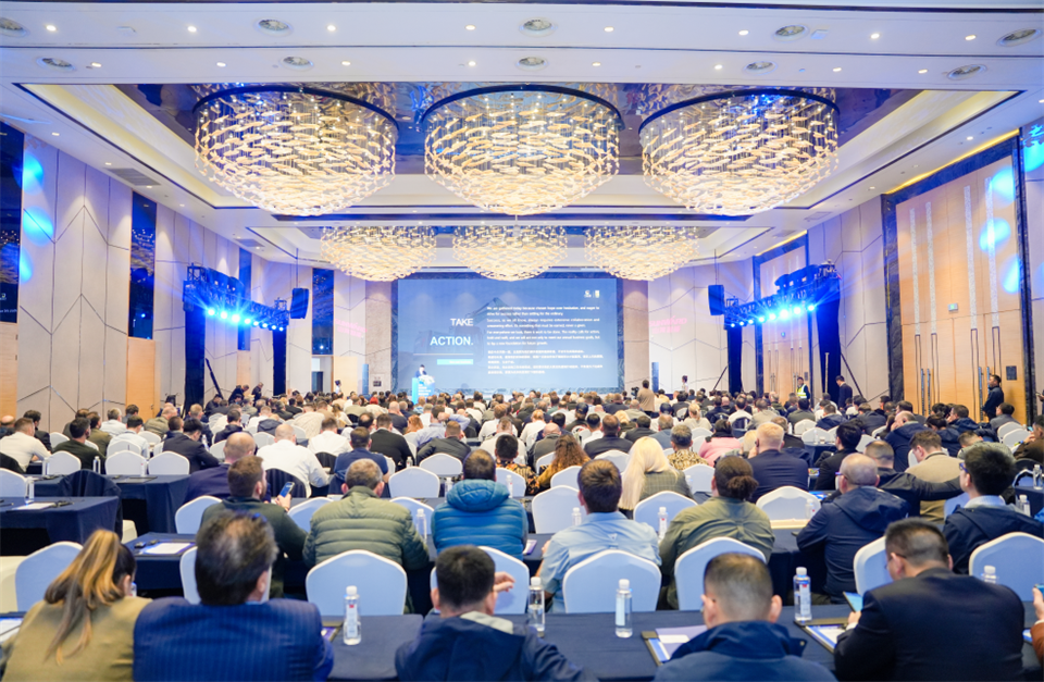 创新引领价值，理想成就未来！UED在线官网网页版(中国)唯一官方网站智能25周年庆典暨全球客户节隆重举办