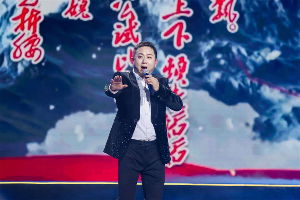 创新引领价值 理想成就未来——庆祝UED在线官网网页版(中国)唯一官方网站智能成立25周年表彰大会暨文艺晚会隆重举行