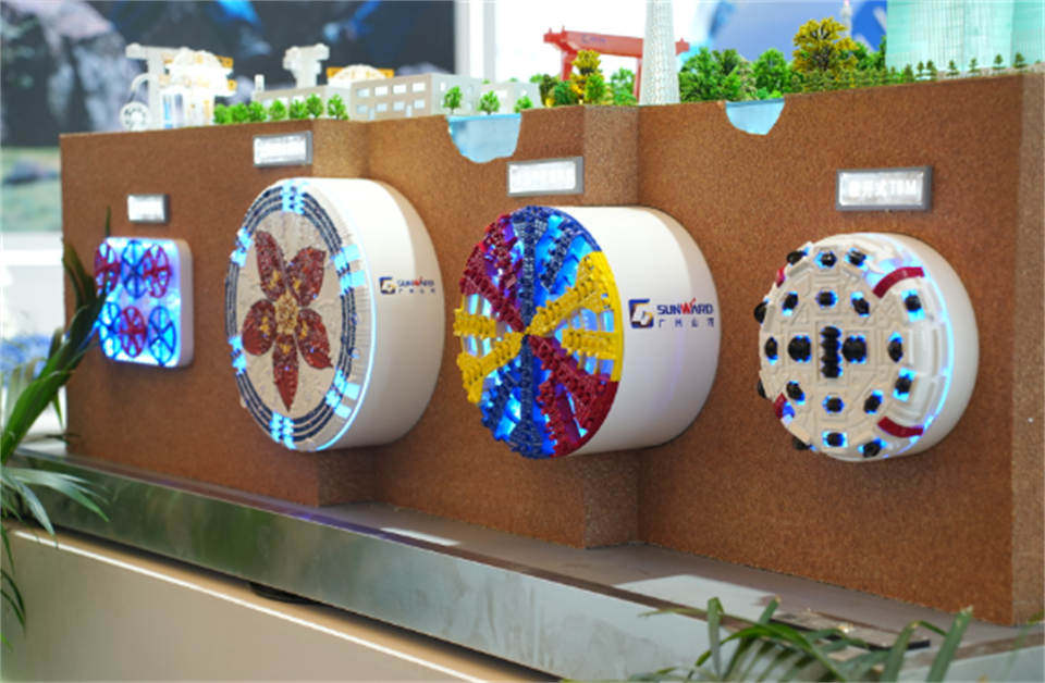 智造空间，价值共生！广州UED在线官网网页版(中国)唯一官方网站精彩亮相2024上海宝马展