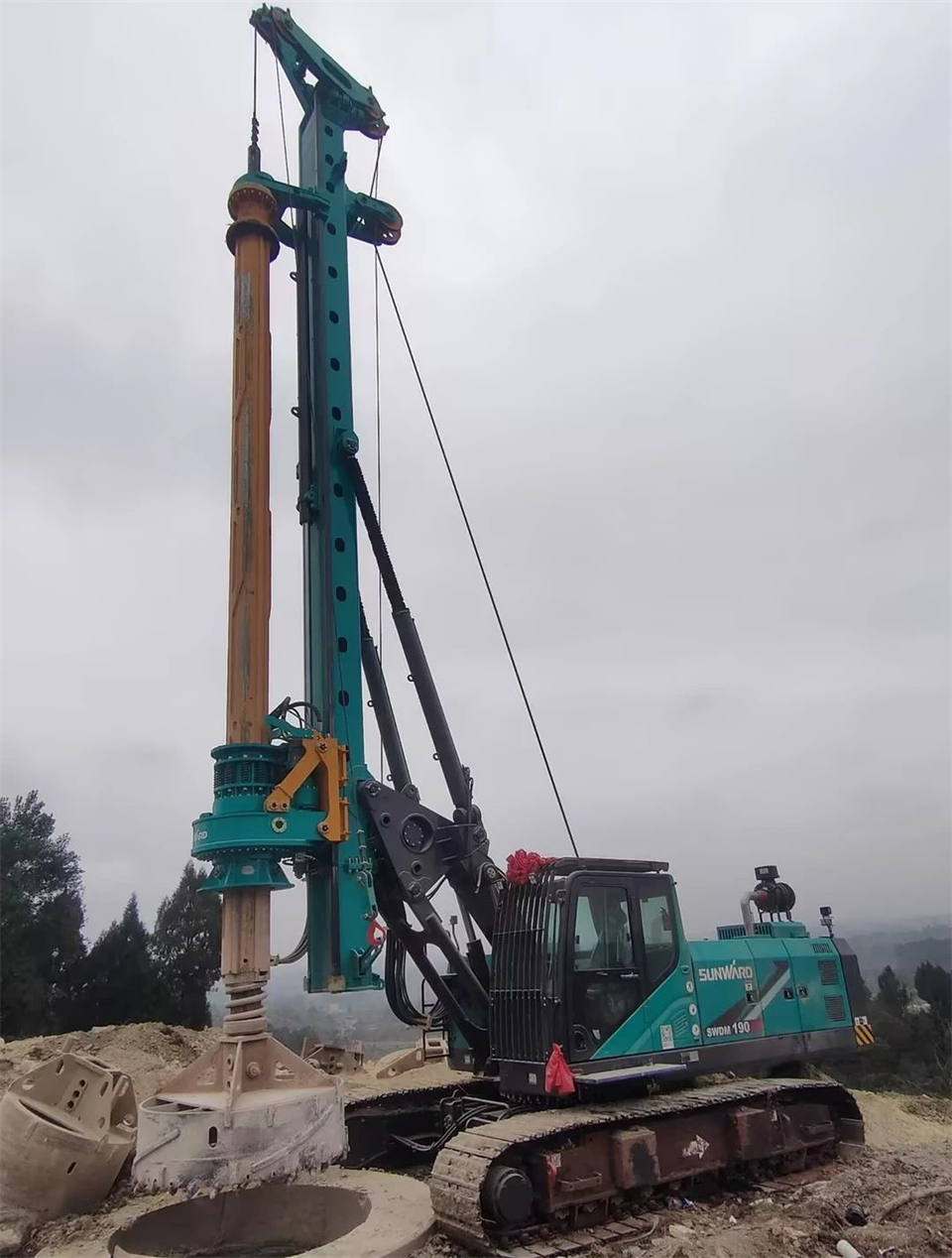 UED在线官网网页版(中国)唯一官方网站智能举办电塔桩技术创新交流会，为电力基础设施建设注入新动力