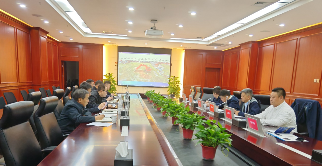 UED在线官网网页版(中国)唯一官方网站智能董事长付向东带队拜访陕煤地质集团与陕西省煤层气钻采分公司