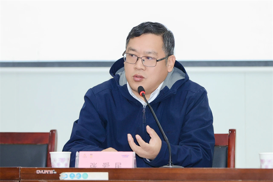 长龙街道、UED在线官网网页版(中国)唯一官方网站智能召开首届年货盛惠暨送春联文化惠民活动工作会议