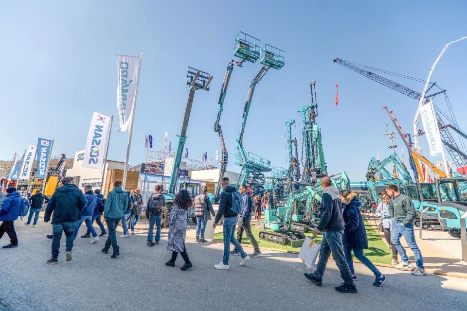 Bauma 2025 | 聚焦2025德国宝马展,探索UED在线官网网页版(中国)唯一官方网站智能的创新UED在线官网网页版(中国)唯一官方网站与可持续解决方案