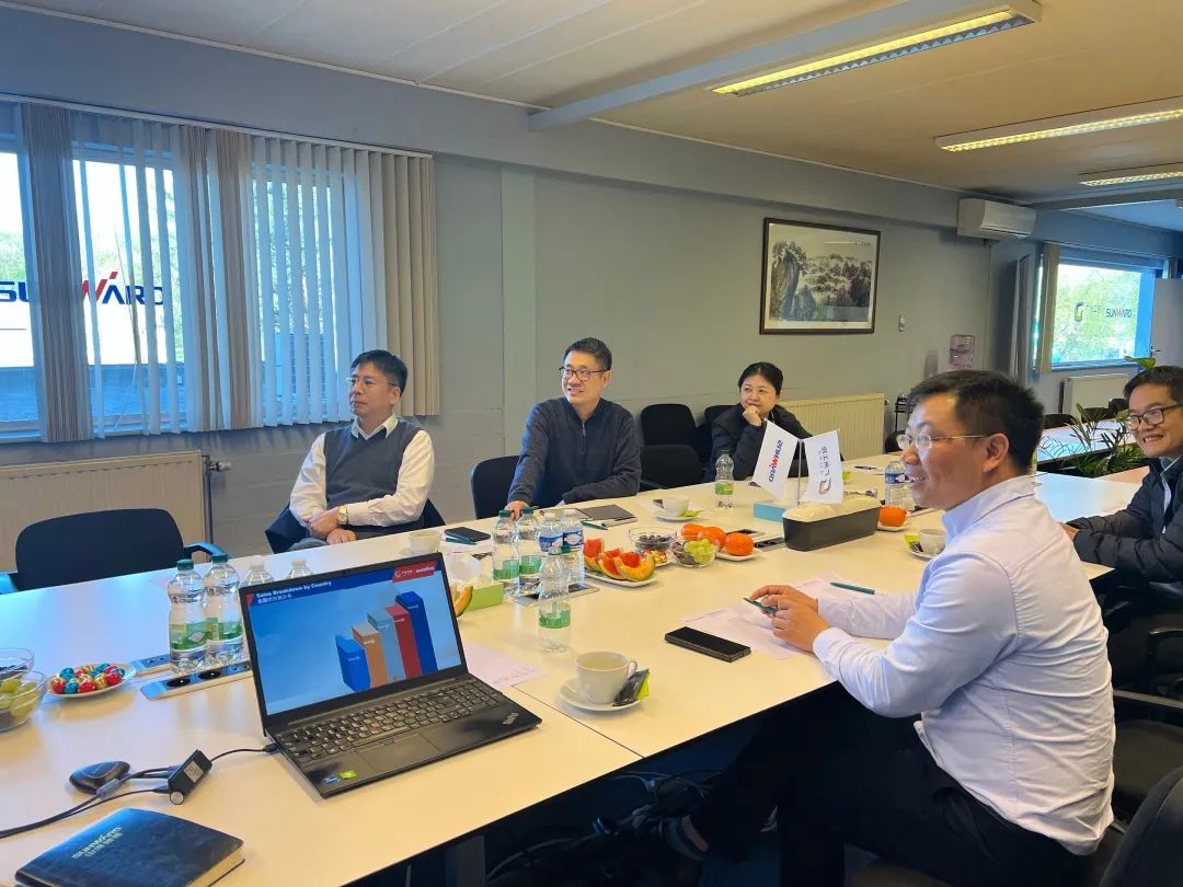 UED在线官网网页版(中国)唯一官方网站智能董事长付向东带队赴欧洲子公司考察调研