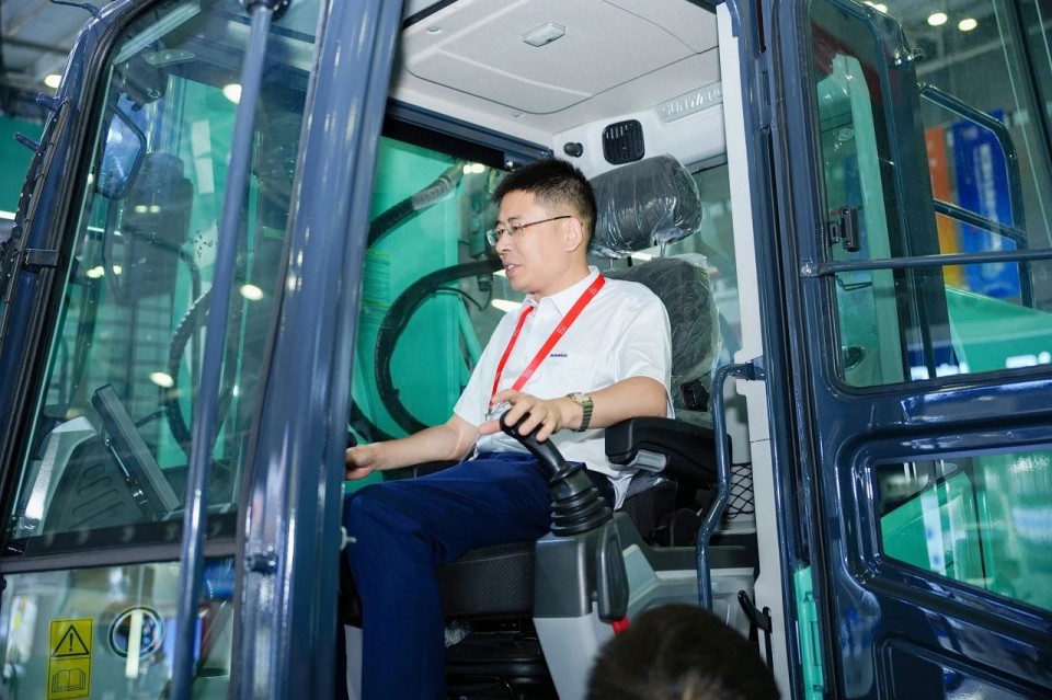 2025 CICEE | UED在线官网网页版(中国)唯一官方网站智能实力闪耀2025长沙国际工程机械展