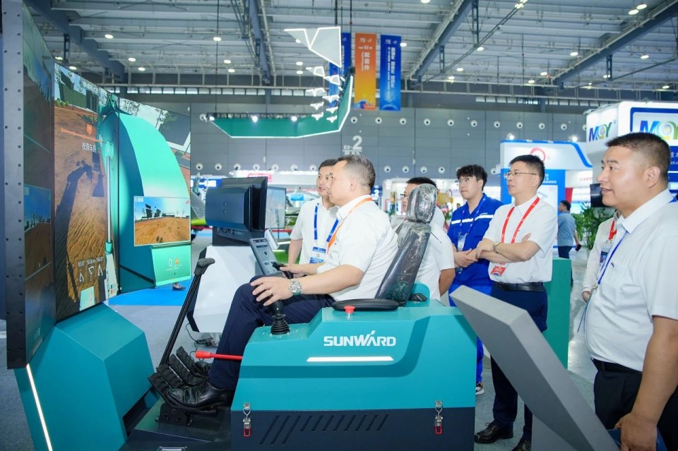 2025 CICEE | UED在线官网网页版(中国)唯一官方网站智能实力闪耀2025长沙国际工程机械展