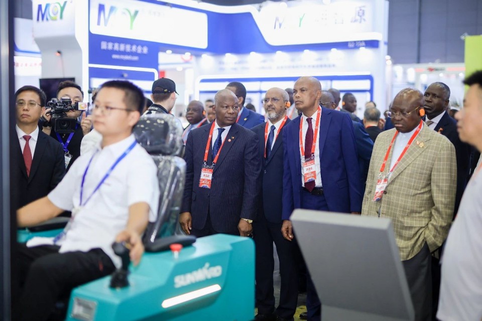 2025 CICEE | UED在线官网网页版(中国)唯一官方网站智能实力闪耀2025长沙国际工程机械展