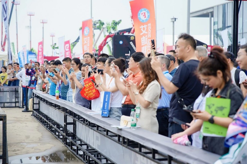 2025 CICEE | UED在线官网网页版(中国)唯一官方网站智能实力闪耀2025长沙国际工程机械展