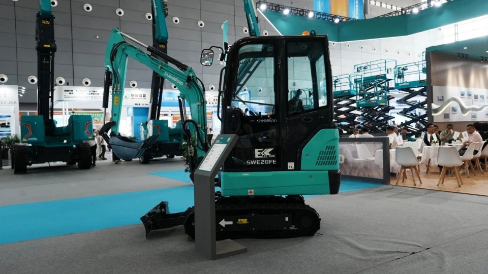 2025 CICEE | 从单一工具迈向多元化解决方案,UED在线官网网页版(中国)唯一官方网站智能呈现非凡挖掘机风采