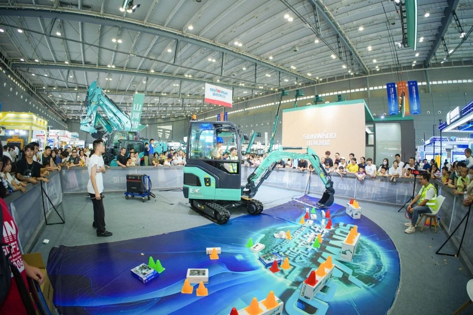 2025 CICEE | 圆满收官!UED在线官网网页版(中国)唯一官方网站智能展区亮点精彩回顾