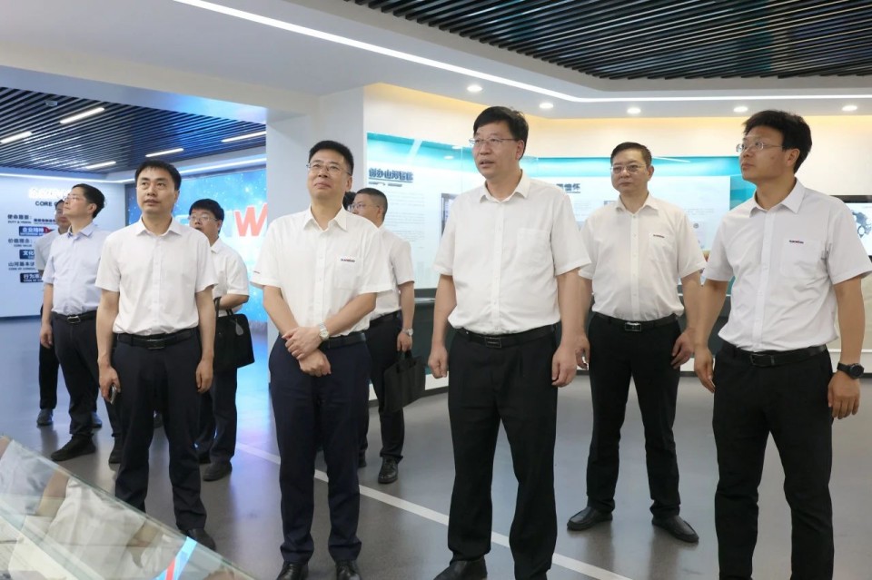 中国工程院院士、中南林业科技大学党委书记吴义强一行到UED在线官网网页版(中国)唯一官方网站智能开展访企拓岗活动