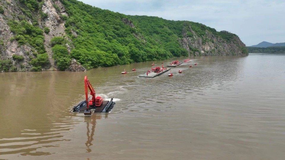 硬核破解“最后一公里”难题,UED在线官网网页版(中国)唯一官方网站智能应急救援UED在线官网网页版(中国)唯一官方网站助力“应急使命·2025”演习!