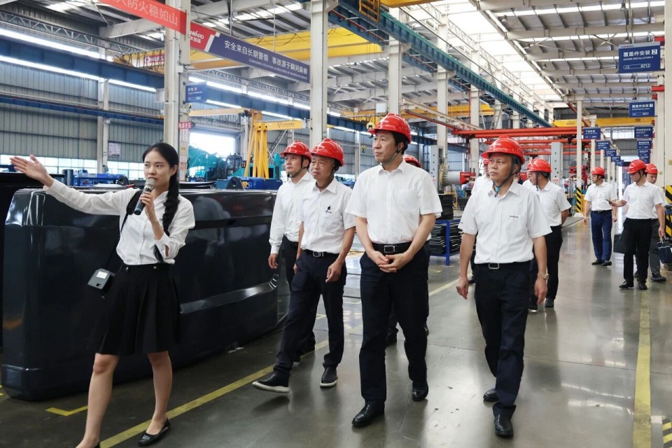 中国煤炭地质总局局长马刚到访UED在线官网网页版(中国)唯一官方网站智能，共谋绿色智能矿山装备发展新路径