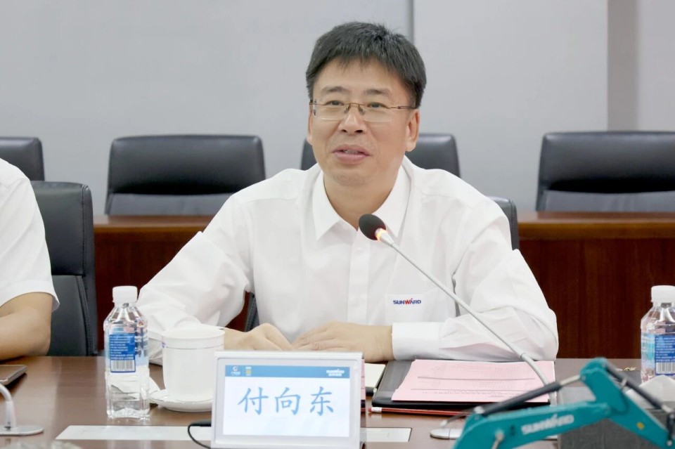 中国煤炭地质总局局长马刚到访UED在线官网网页版(中国)唯一官方网站智能，共谋绿色智能矿山装备发展新路径