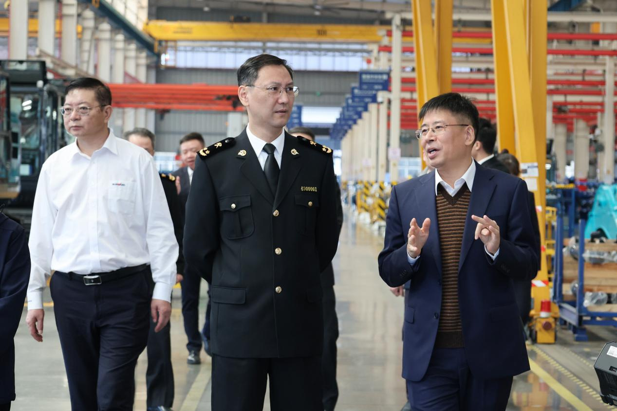 长沙海关关长、党委书记顾炯调研UED在线官网网页版(中国)唯一官方网站智能