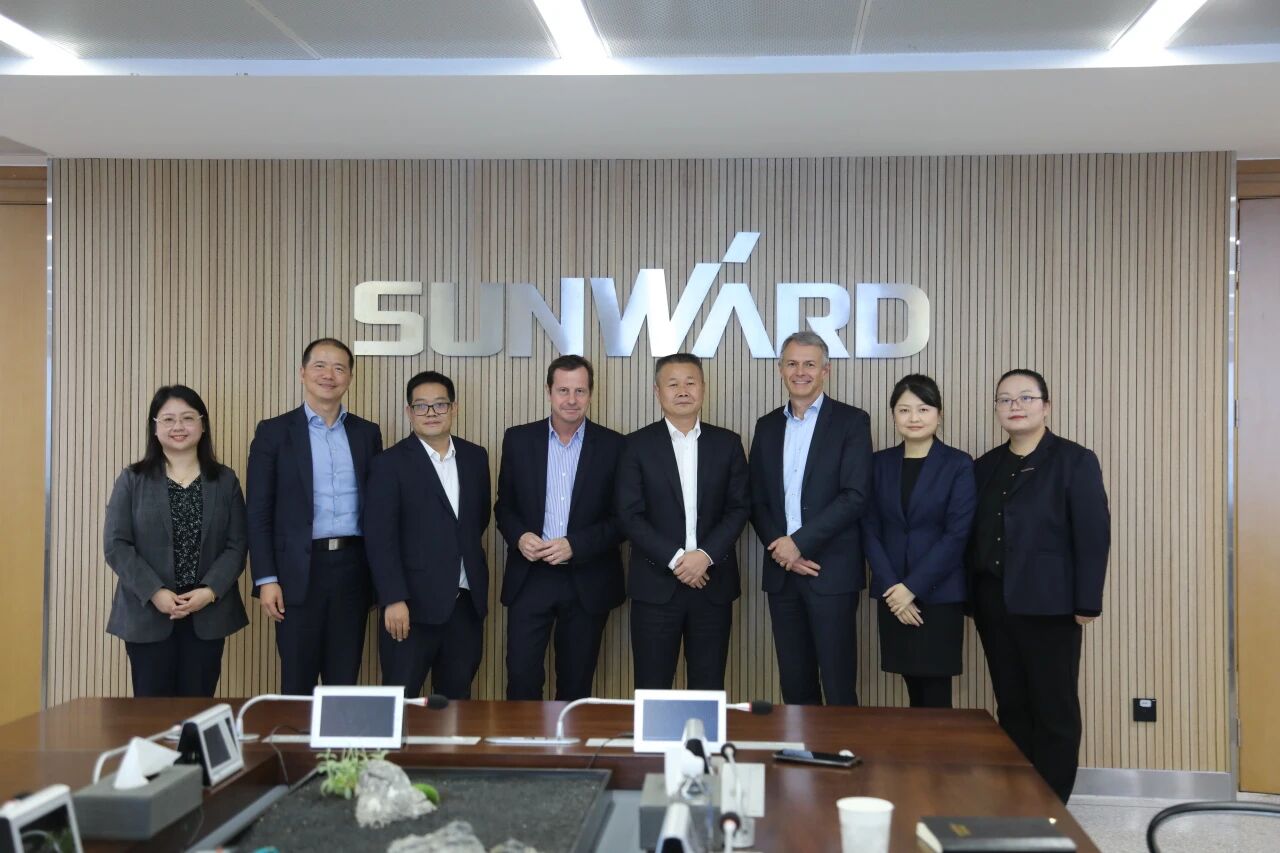 法巴租赁集团到访UED在线官网网页版(中国)唯一官方网站智能,共拓合作新篇章