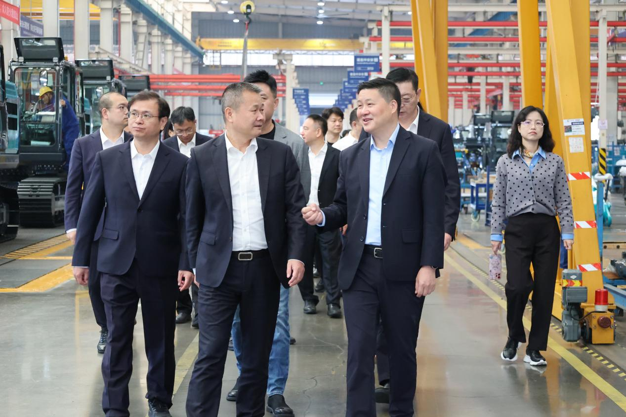 厦门海翼集团总经理金中权到访UED在线官网网页版(中国)唯一官方网站智能