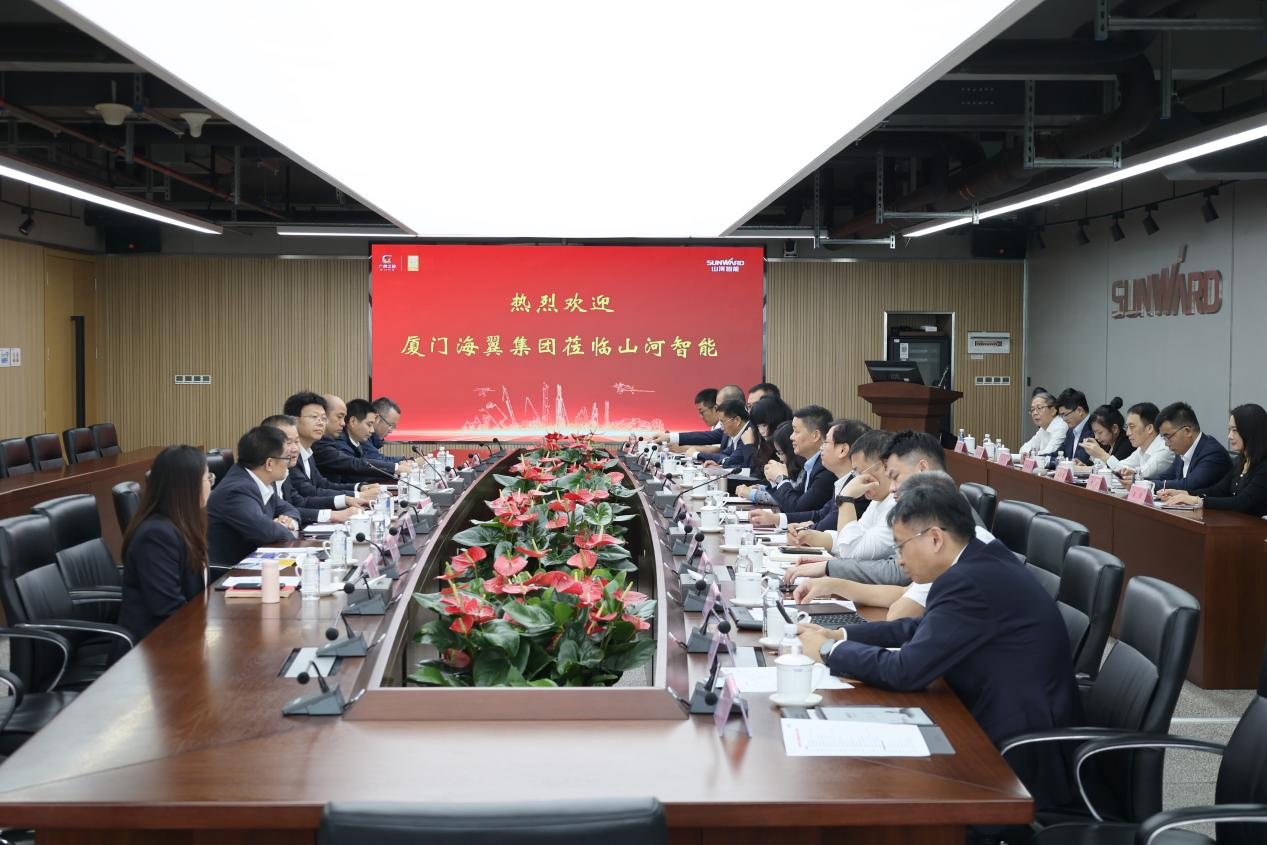 厦门海翼集团总经理金中权到访UED在线官网网页版(中国)唯一官方网站智能