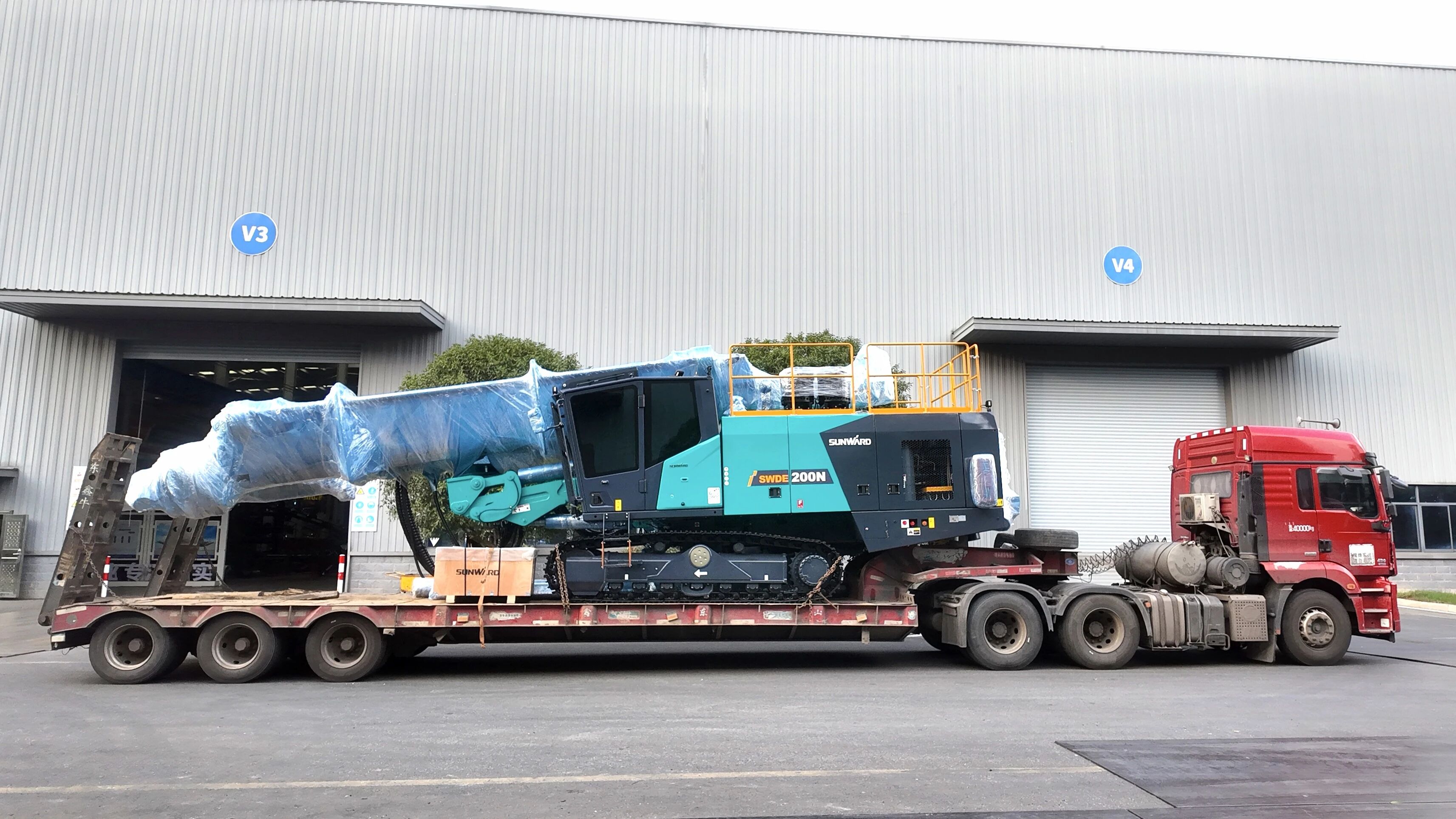 挑战高海拔高寒工况，UED在线官网网页版(中国)唯一官方网站智能臂式潜孔钻机登陆南美市场