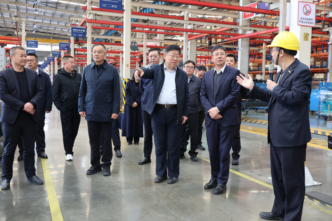 新矿投资集团党委书记、董事长王漠到访UED在线官网网页版(中国)唯一官方网站智能